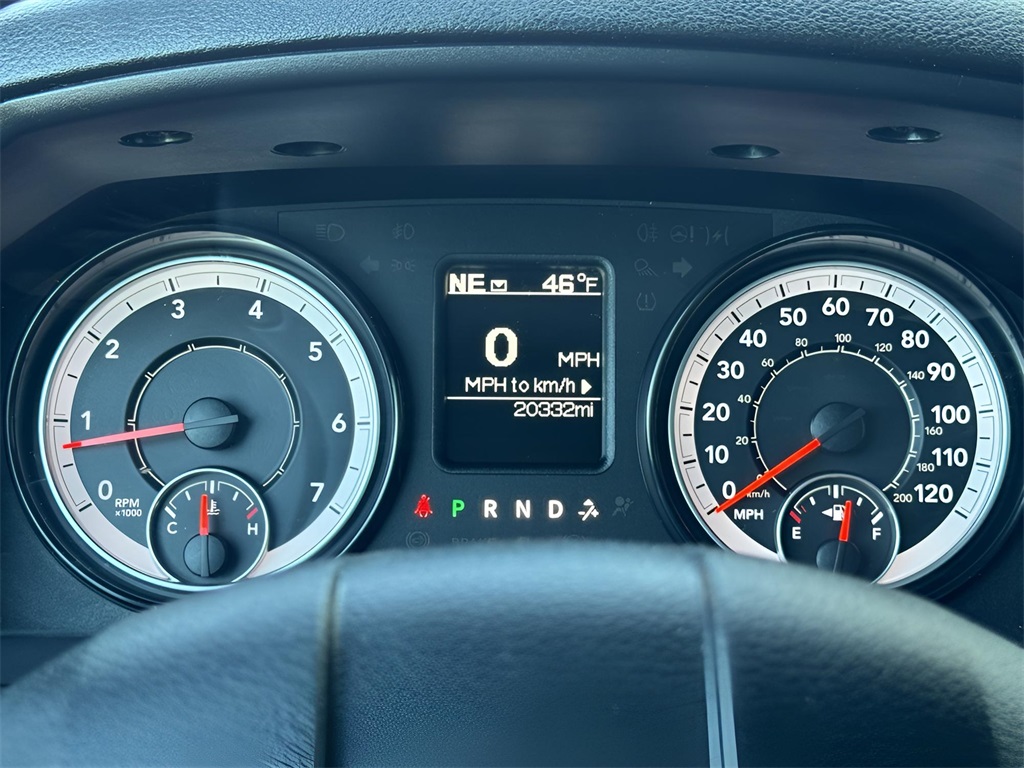 2022 Ram 1500 Classic Warlock photo 9