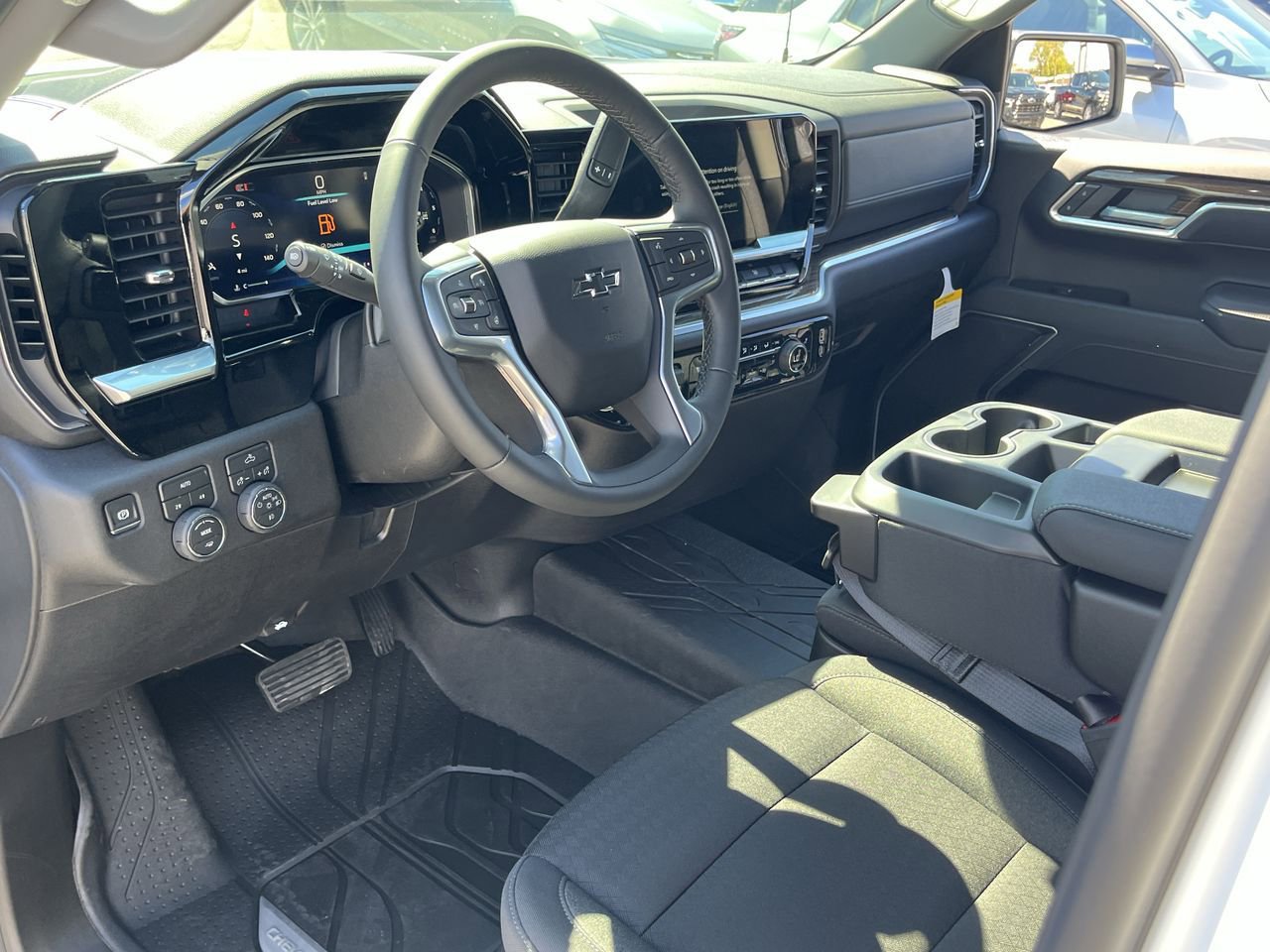 2026 Chevrolet Silverado 1500 RST photo 2