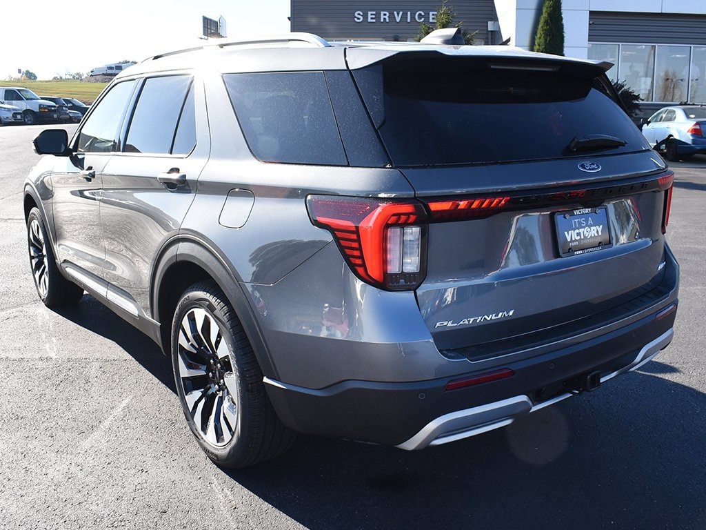 2026 Ford Explorer Platinum photo 3
