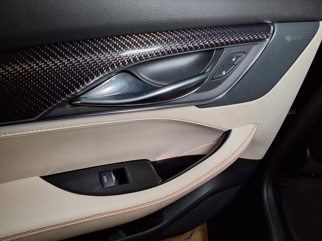 2025 Cadillac CT5 photo 13