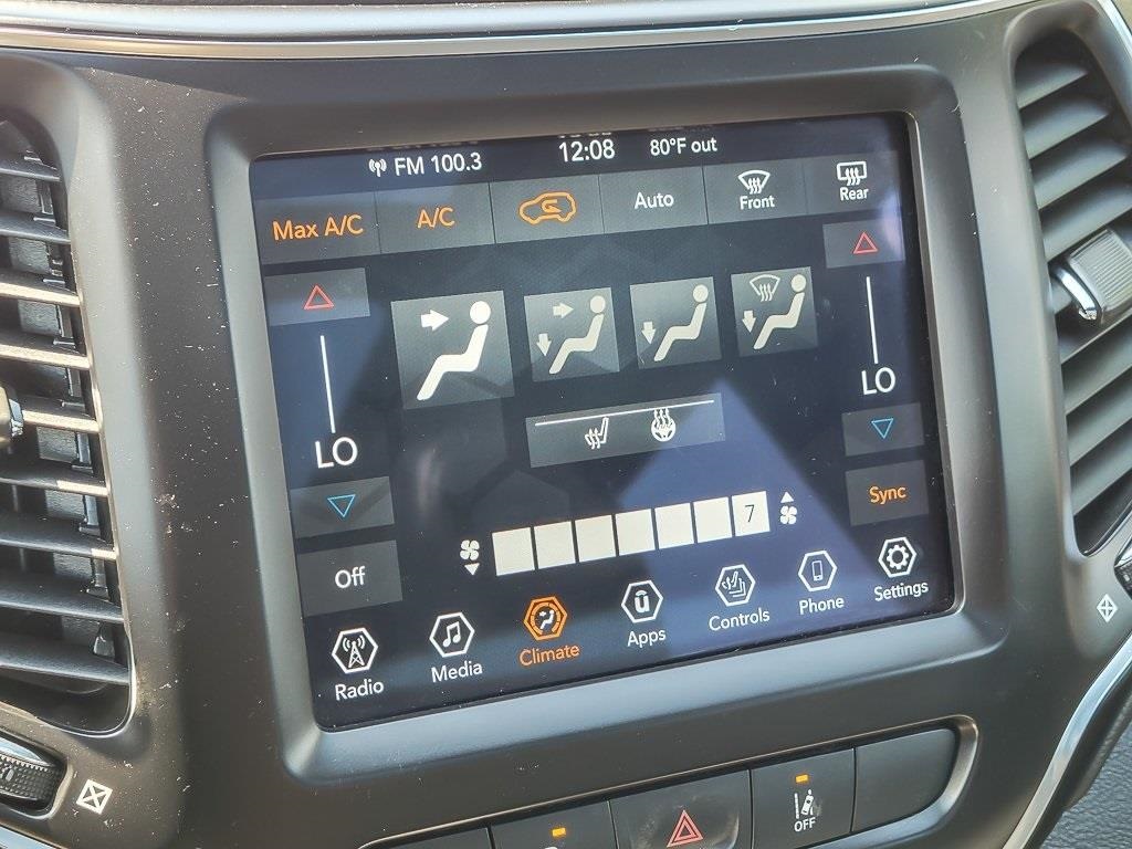 2021 Jeep Cherokee Latitude Lux photo 12