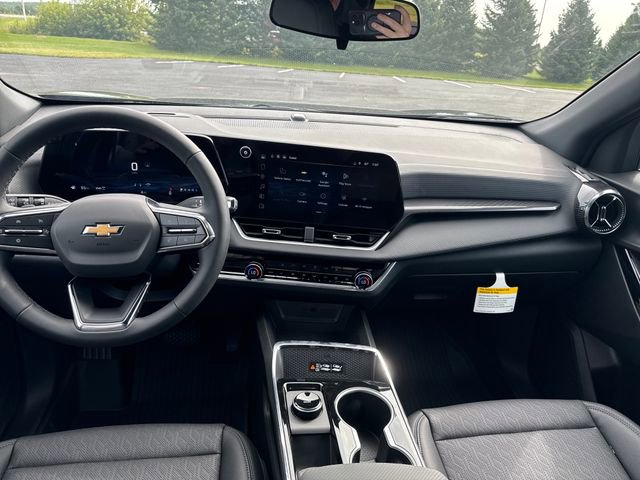 2026 Chevrolet Equinox LT photo 11