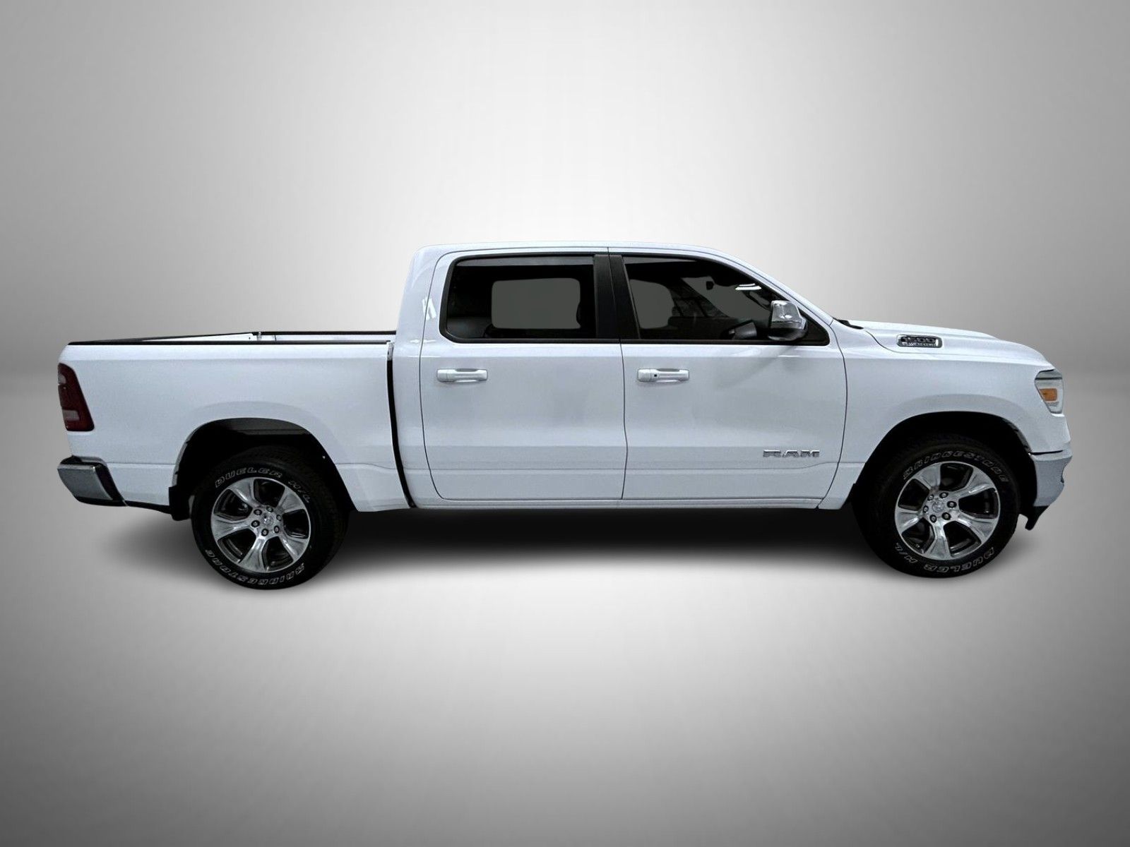 2023 Ram 1500 Laramie photo 4