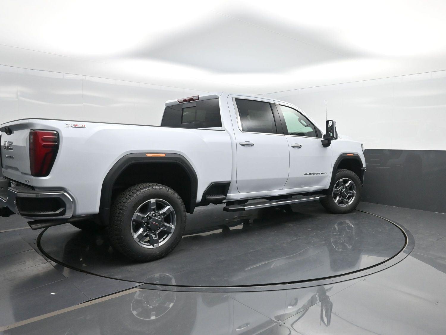 2026 Gmc Sierra 2500 HD SLT photo 2