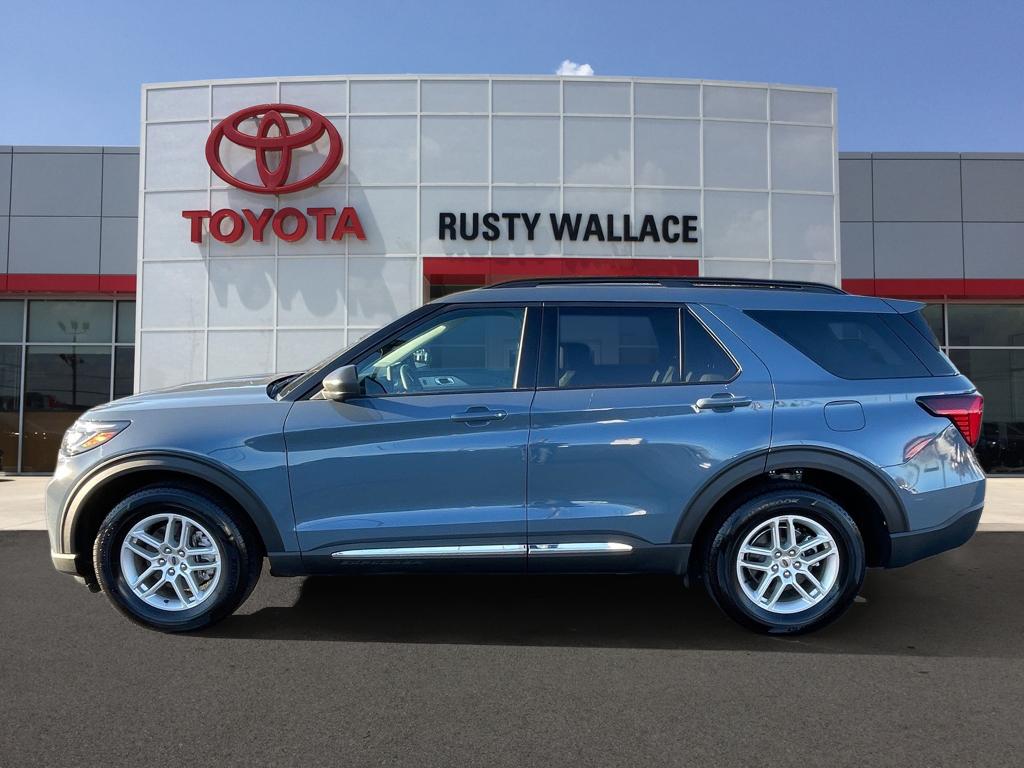 2025 Ford Explorer Active's photo