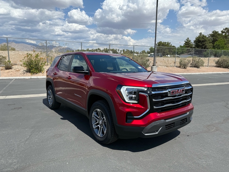 2026 GMC Terrain Elevation's photo