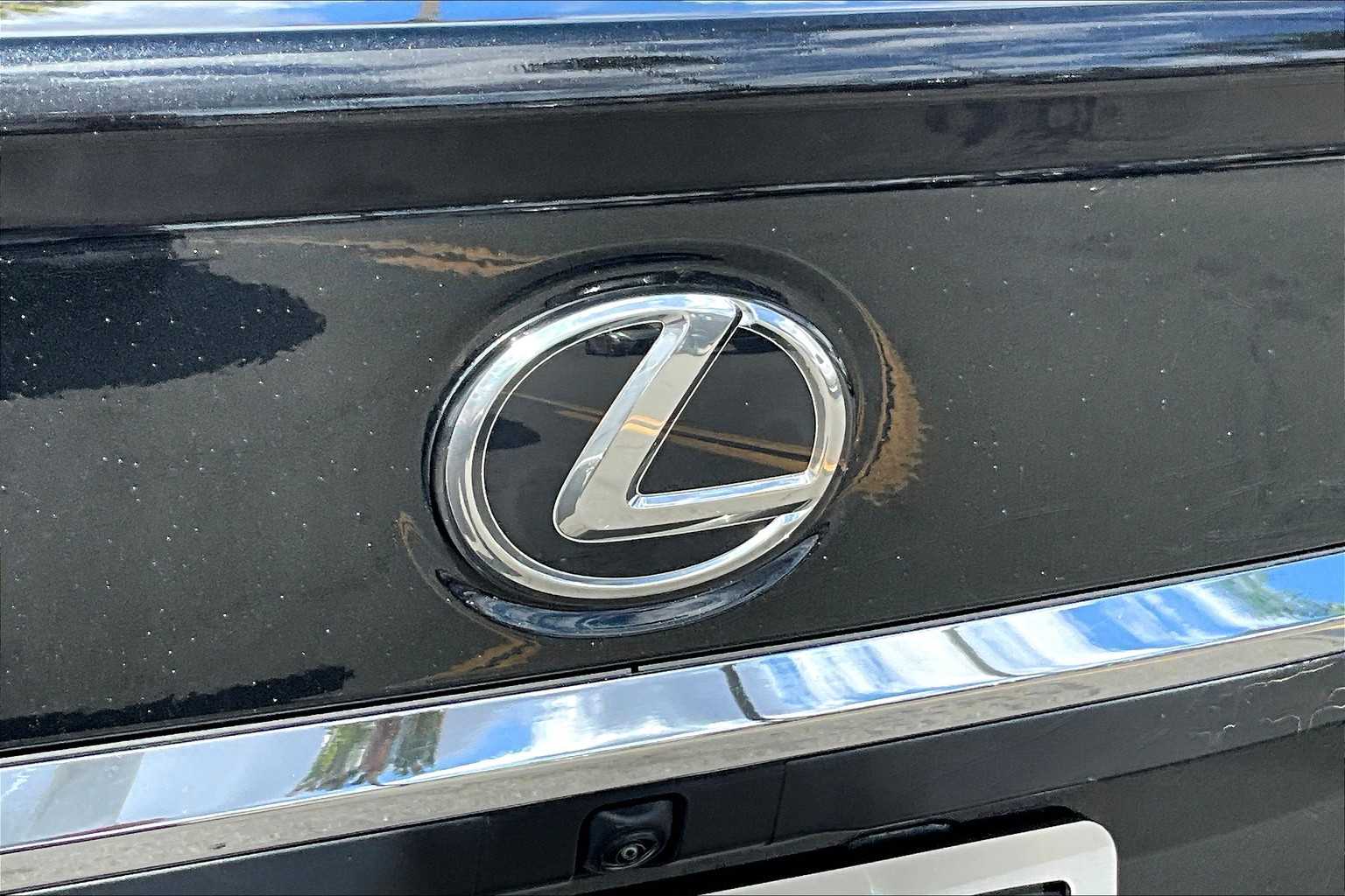 2023 Lexus ES Premium photo 28
