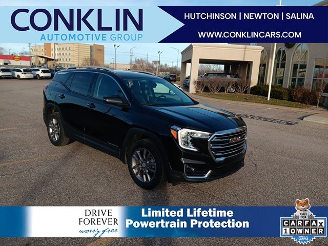 2023 GMC Terrain SLT's photo