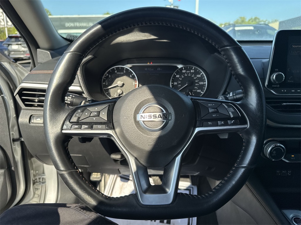 2020 Nissan Altima 2.5 SR photo 20