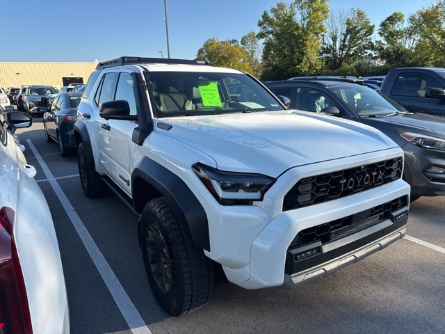 2025 Toyota 4Runner photo 2