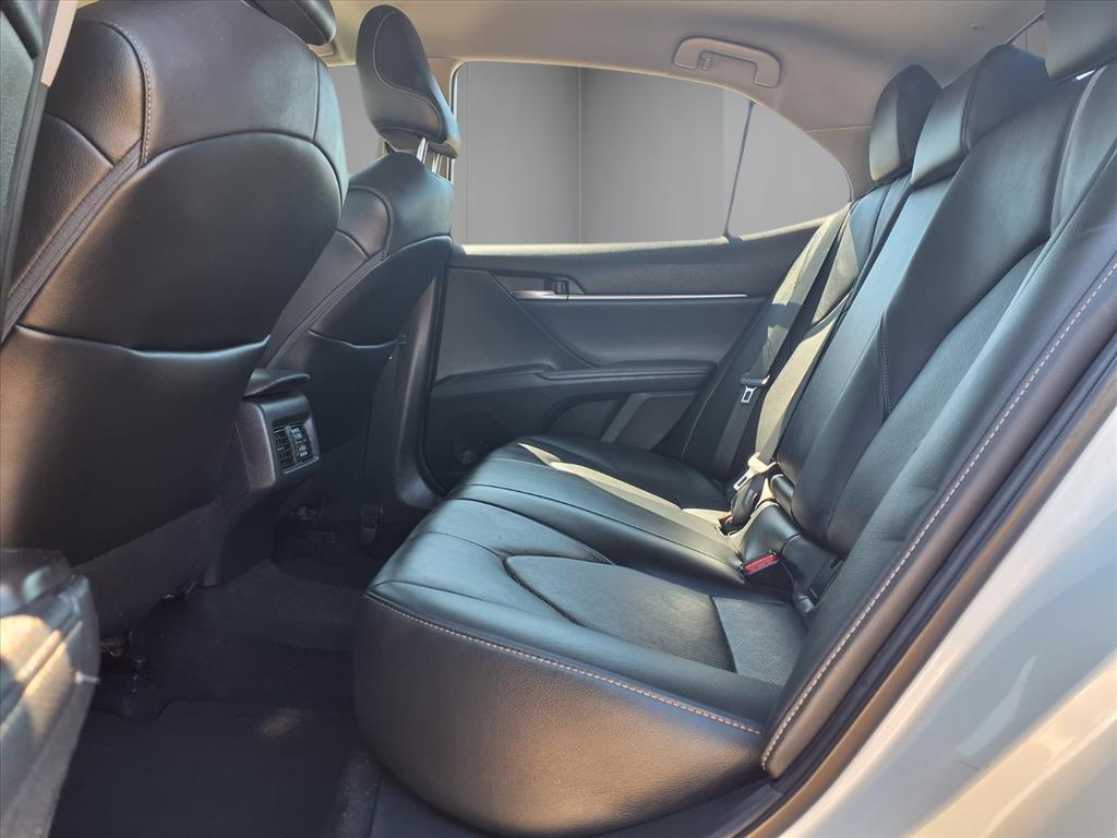 2021 Toyota Camry XSE photo 11
