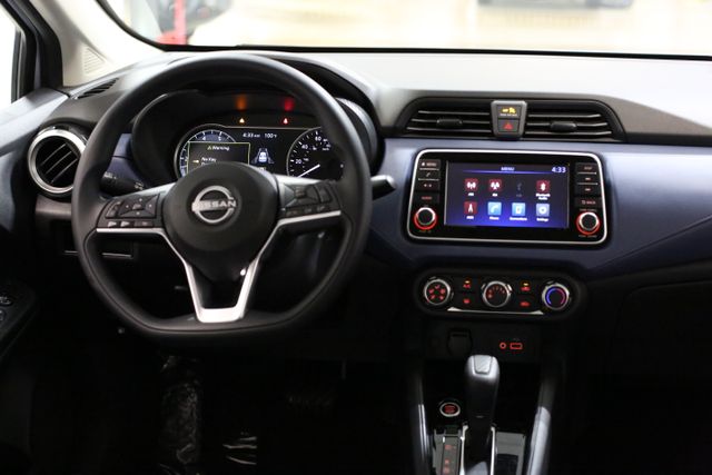 2025 Nissan Versa SV photo 16