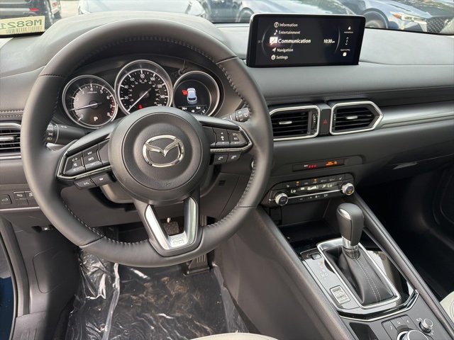2025 Mazda CX-5 2.5 S Preferred photo 12