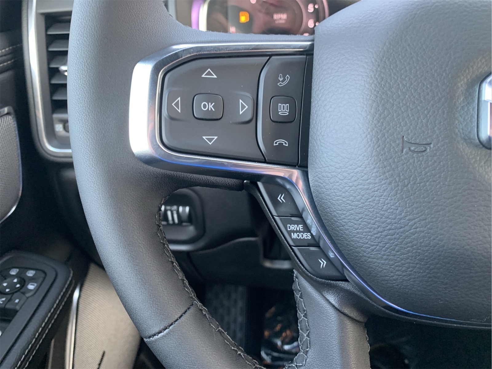 2026 Ram 1500 Laramie photo 13