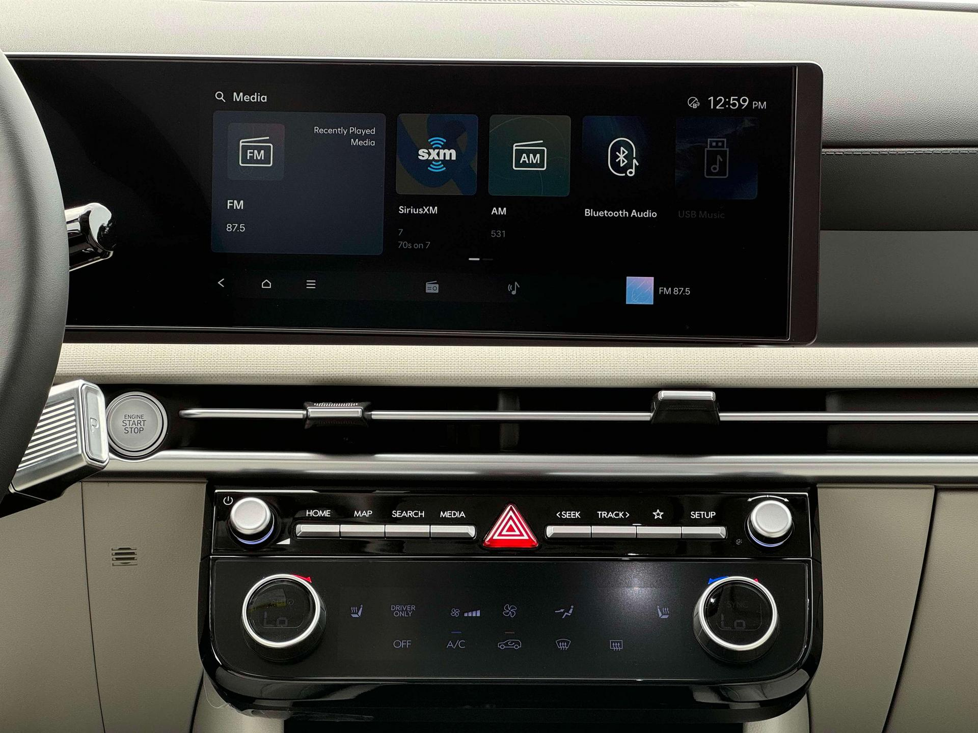 New 2025 Gray Hyundai SEL Convenience image 19