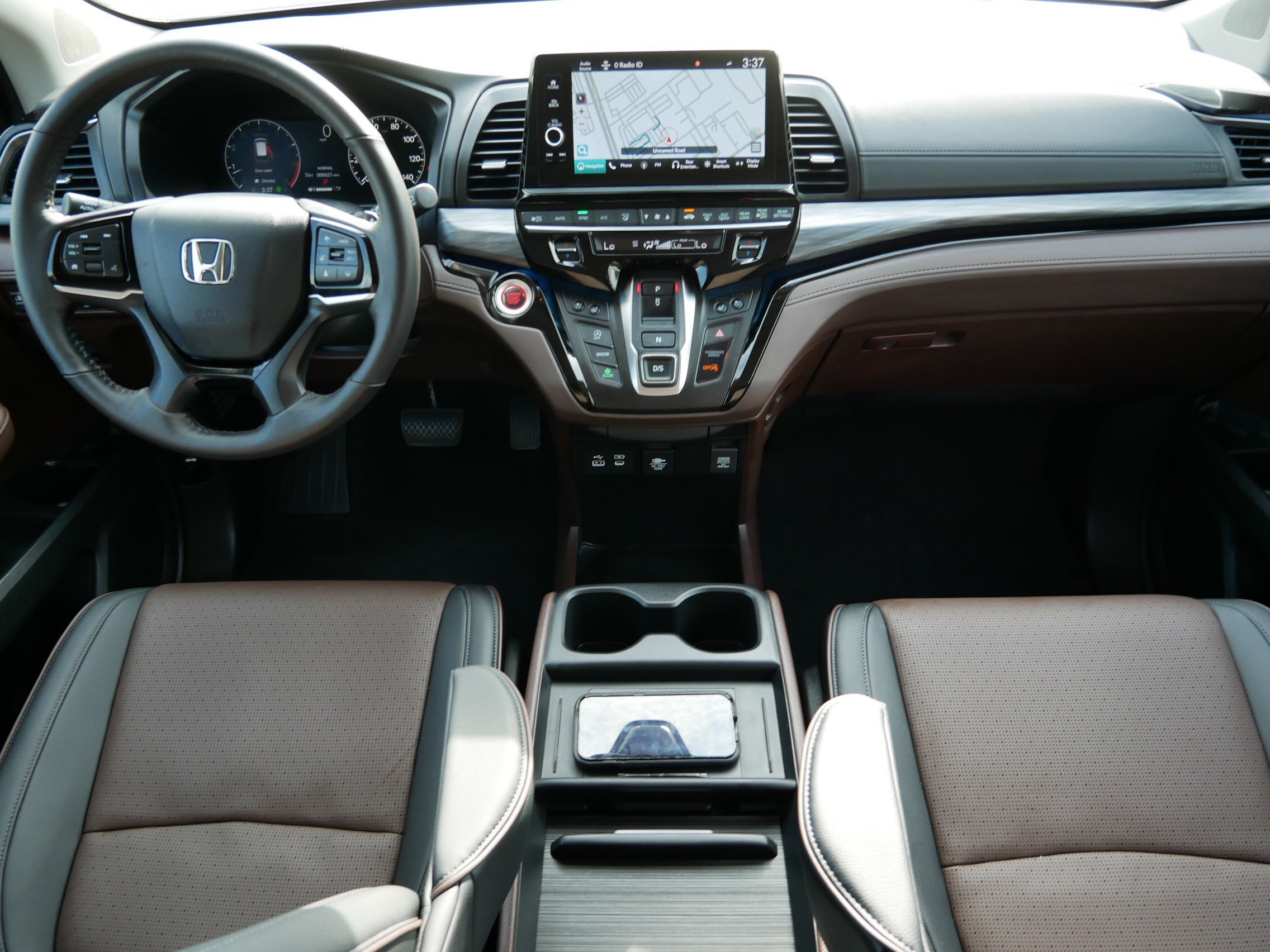 2025 Honda Odyssey Elite photo 10