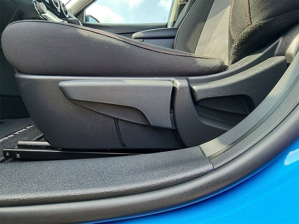 2024 Nissan Sentra SR photo 12