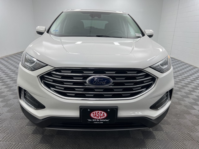 2022 Ford Edge SEL photo 3