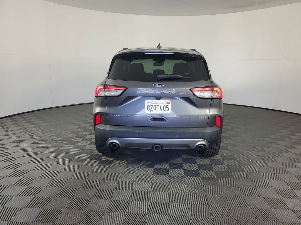 2022 Ford Escape Titanium Hybrid photo 5