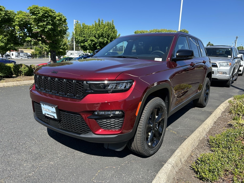 2025 Jeep Grand Cherokee Limited photo 4