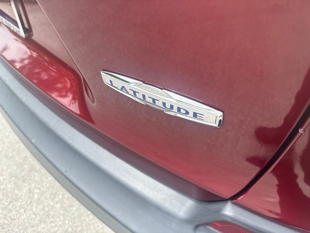 2019 Jeep Cherokee Latitude photo 29