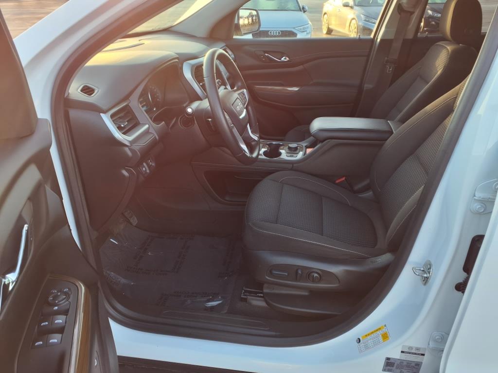 2023 Gmc Acadia SLE photo 19