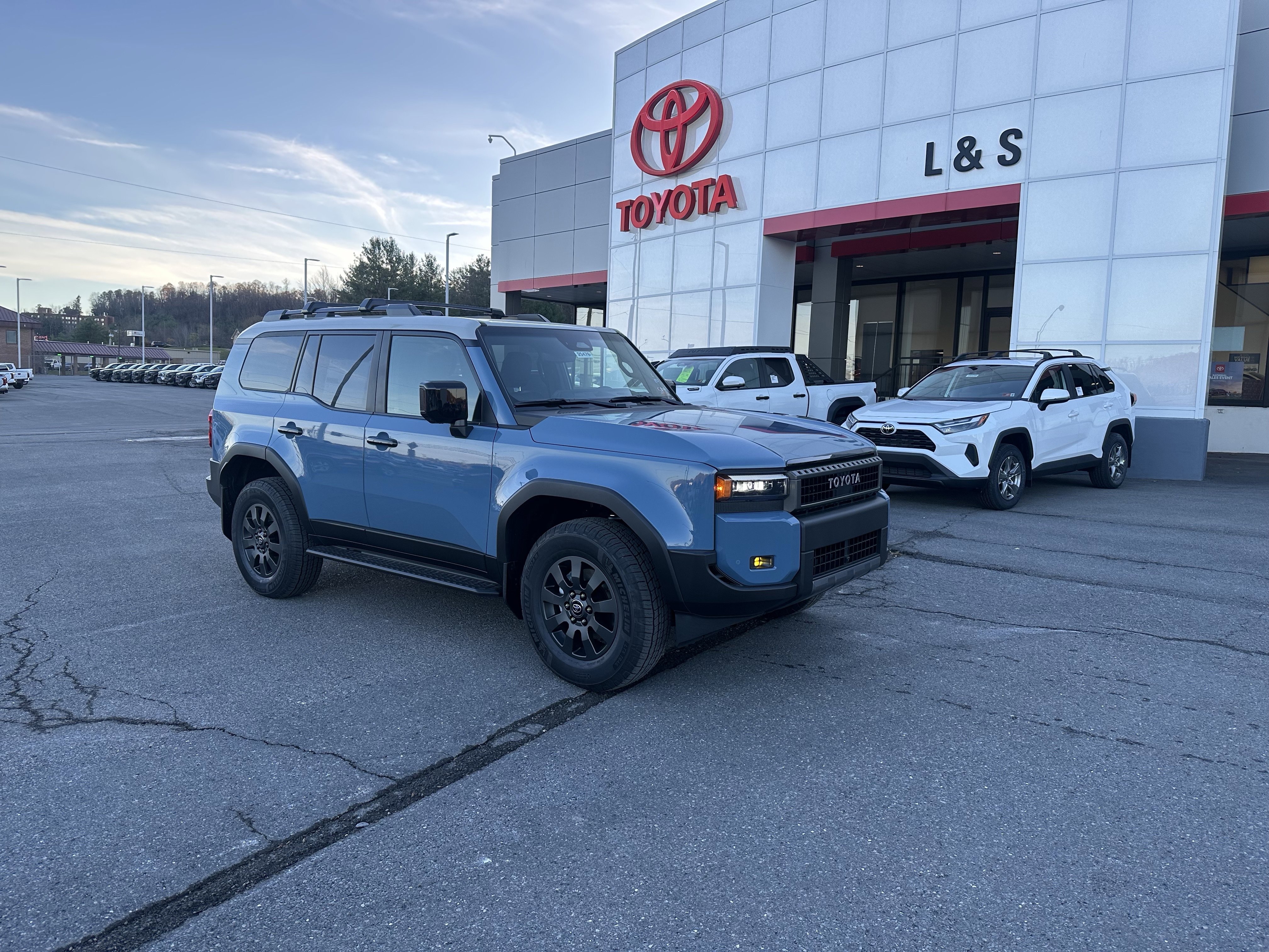 2026 Toyota Land Cruiser Base's photo