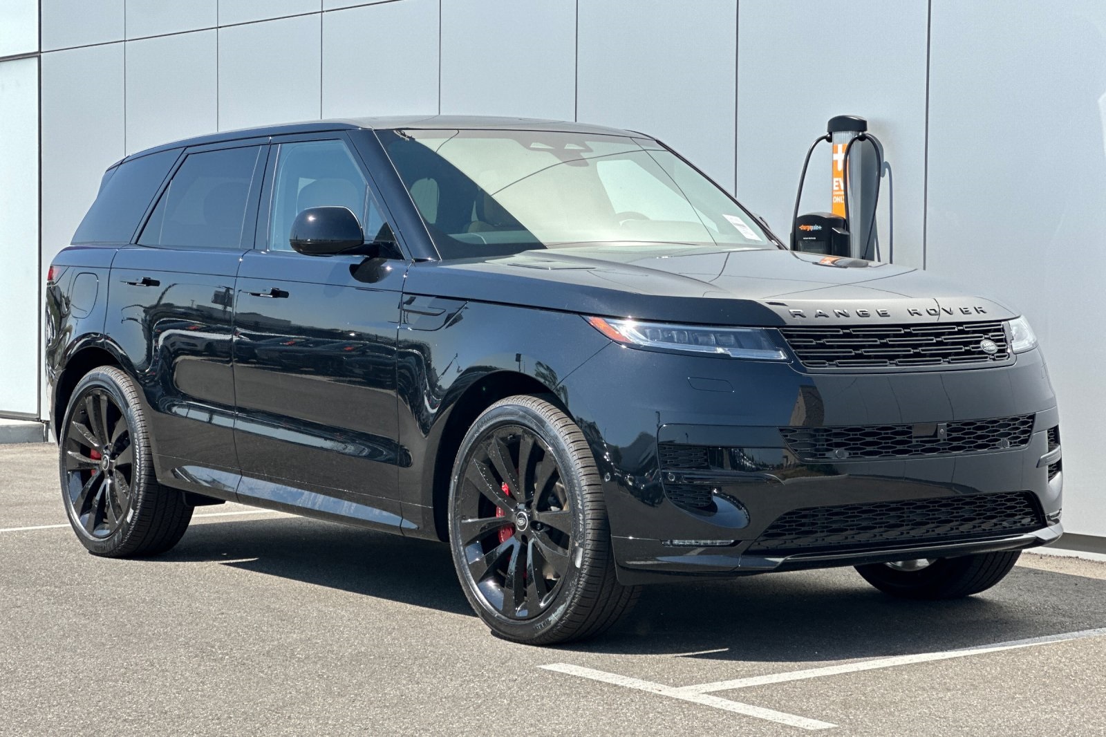 2025 Land Rover Range Rover Sport SE photo 7