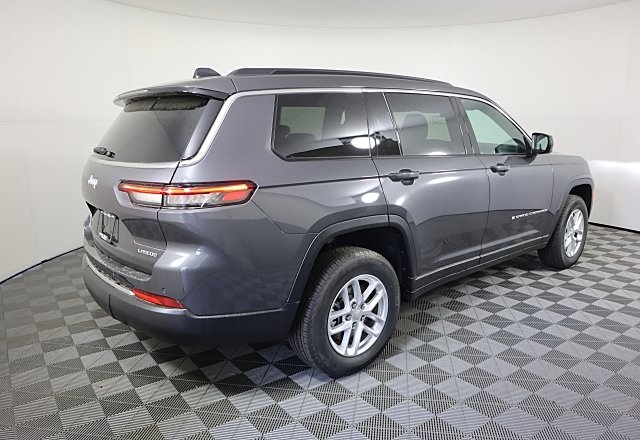 2025 Jeep Grand Cherokee Laredo X photo 4