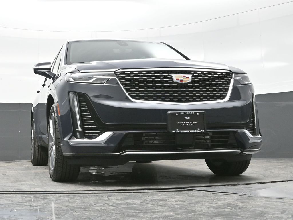 2025 Cadillac XT6 Premium Luxury photo 17