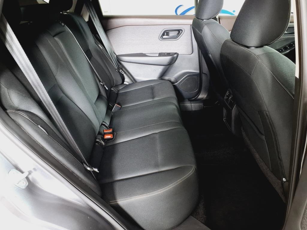 2023 Nissan Rogue S photo 17