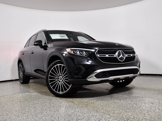 2026 Mercedes Benz GLC 300 4MATIC photo 3