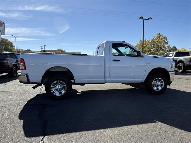 2022 Ram 2500 Tradesman photo 4