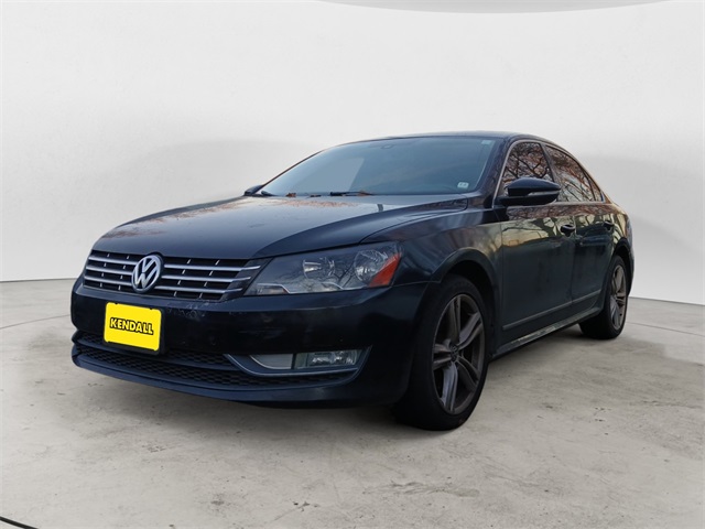 2012 Volkswagen Passat SEL