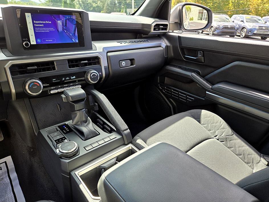 2024 Toyota Tacoma SR5 photo 20