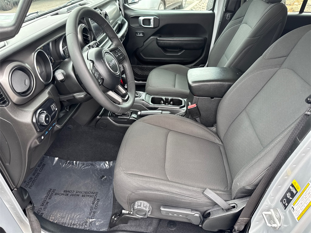 2023 Jeep Wrangler Base 4xe photo 25