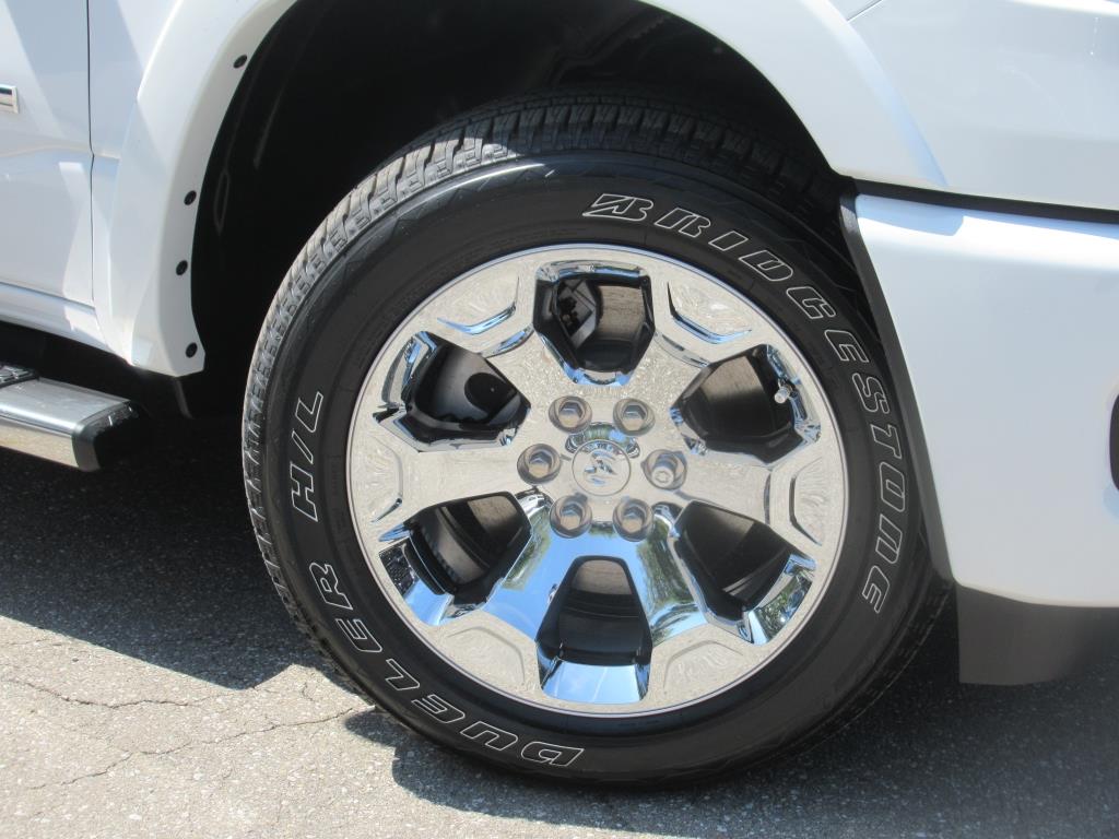 2025 Ram 1500 Big Horn Lone Star photo 8
