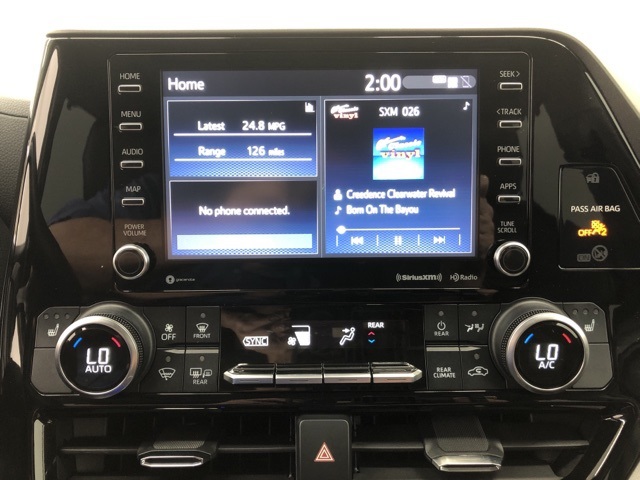 2021 Toyota Highlander XLE photo 18