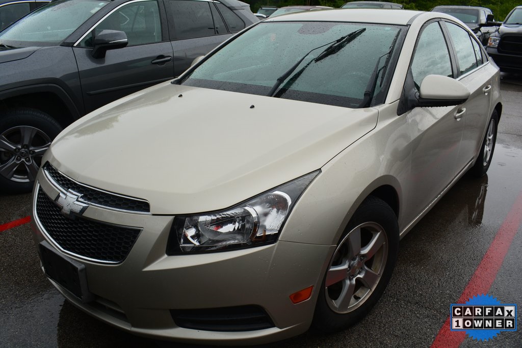 2014 Chevrolet Cruze 1LT's photo