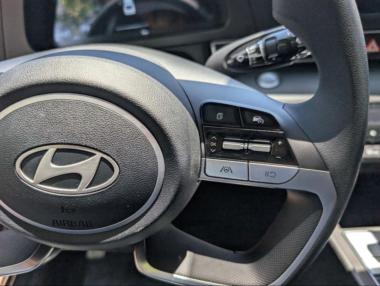 2025 Hyundai Elantra Hybrid Blue photo 11