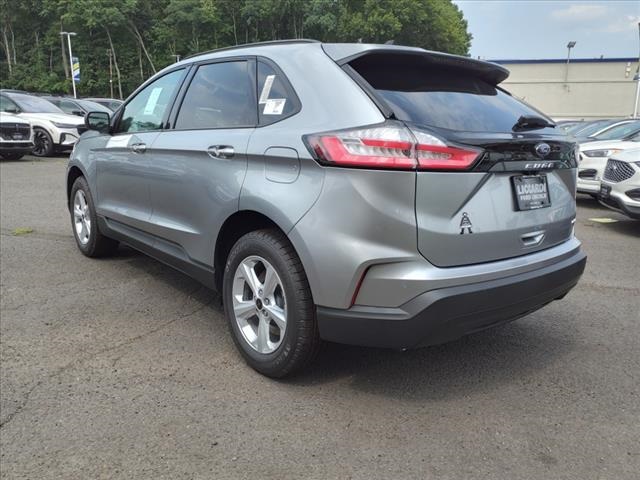 2024 Ford Edge SE photo 4