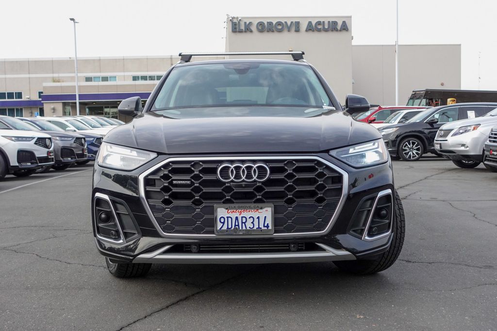 2022 Audi Q5 45 S line Premium photo 3