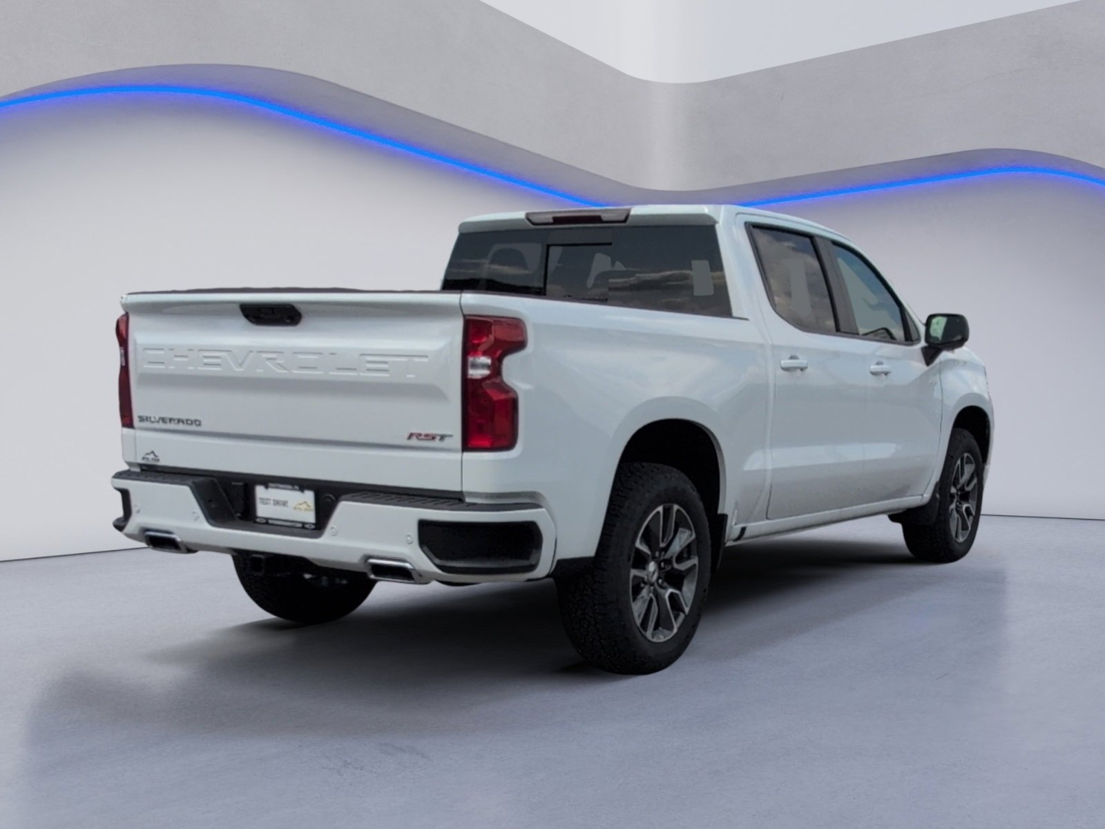 2025 Chevrolet Silverado 1500 RST photo 2