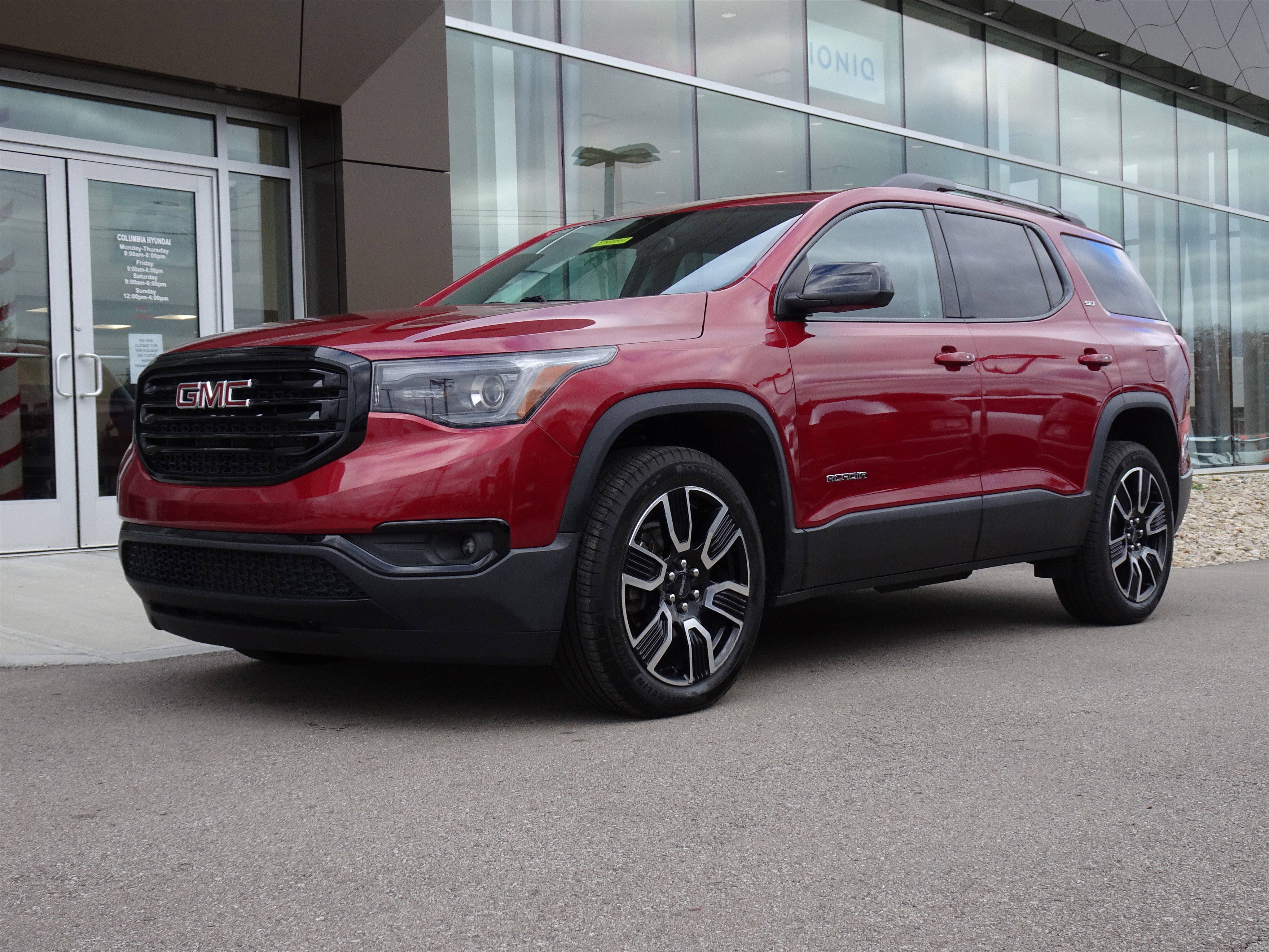 2019 GMC Acadia SLT-1's photo