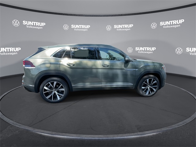 2026 Volkswagen Atlas Cross Sport SEL SE Premium R-Line photo 21