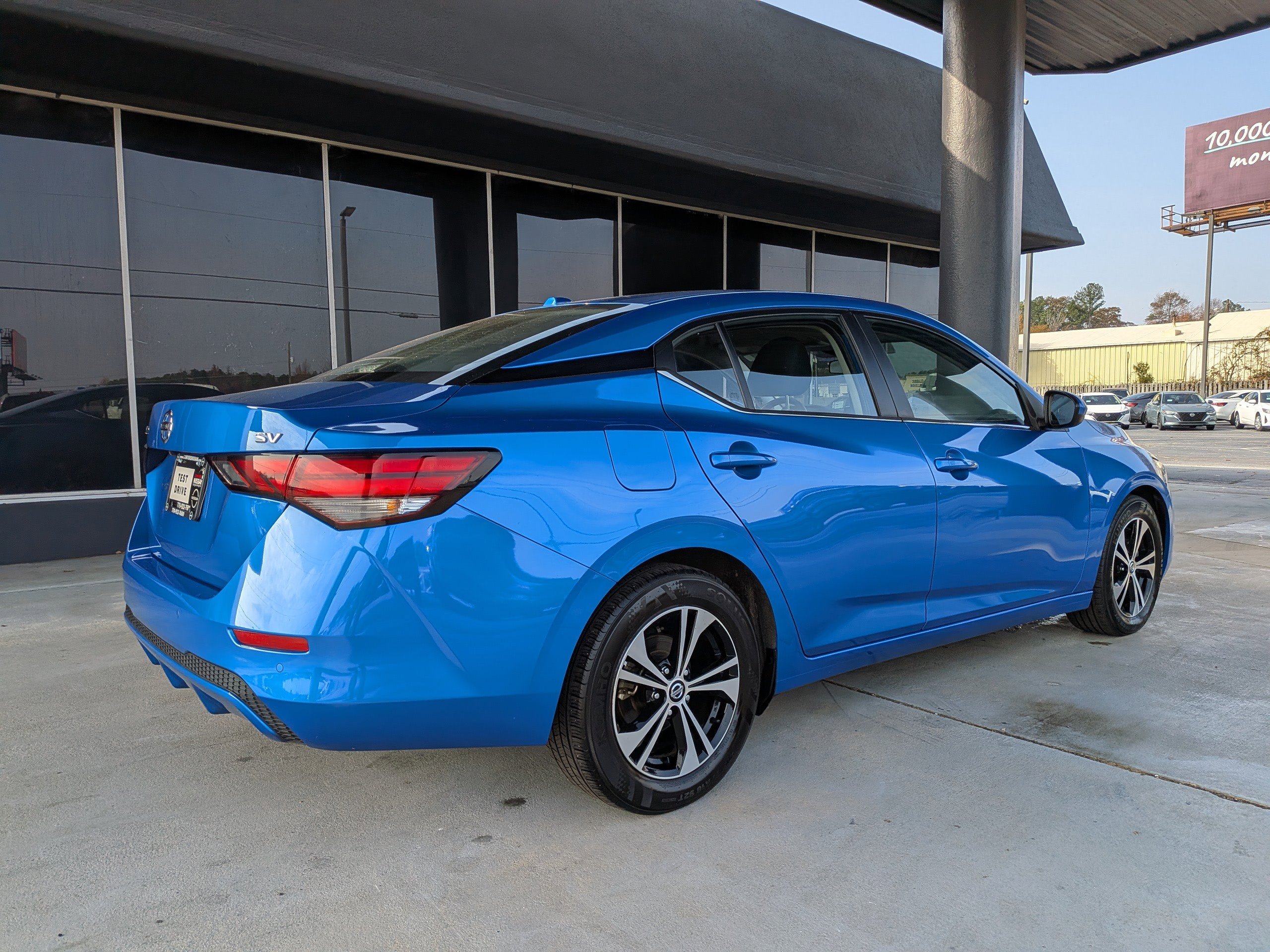 2023 Nissan Sentra SV photo 3