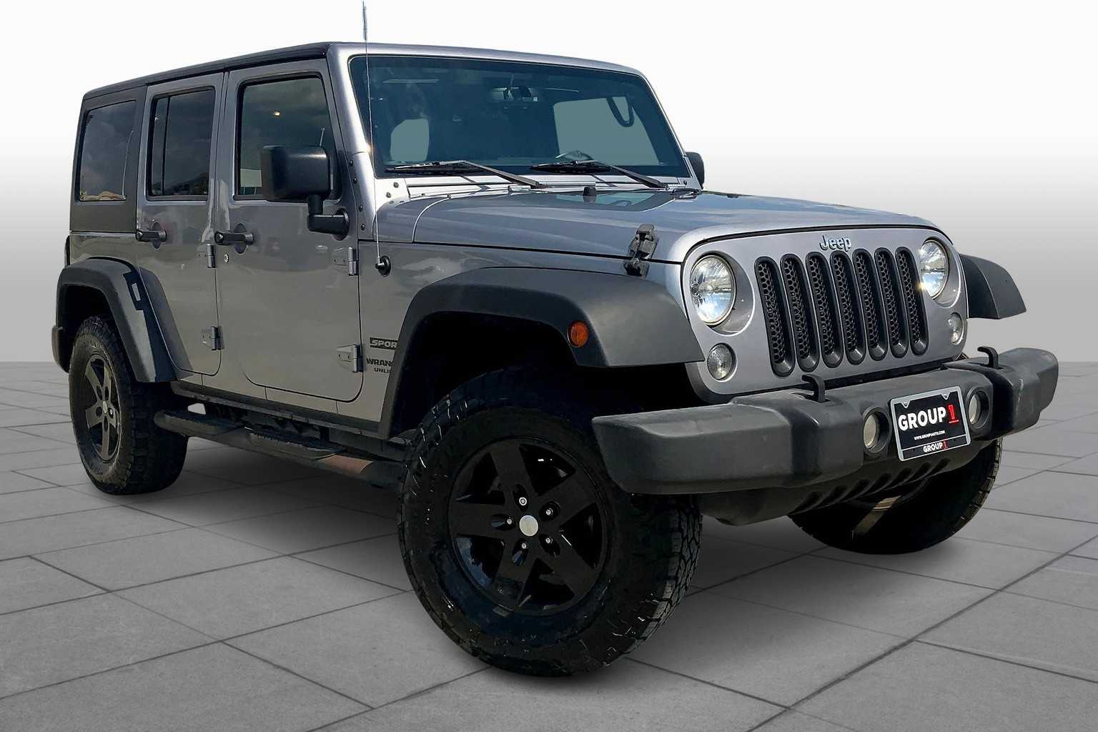 2016 Jeep Wrangler Unlimited Sport photo 2
