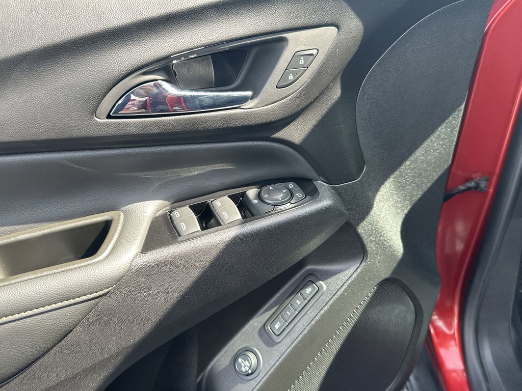 2024 CHEVROLET EQUINOX - Image 19