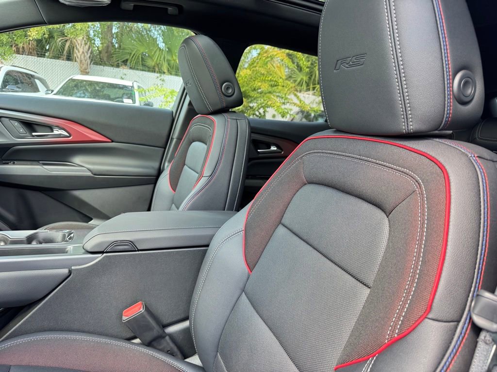 2025 Chevrolet Equinox EV 3RS photo 24