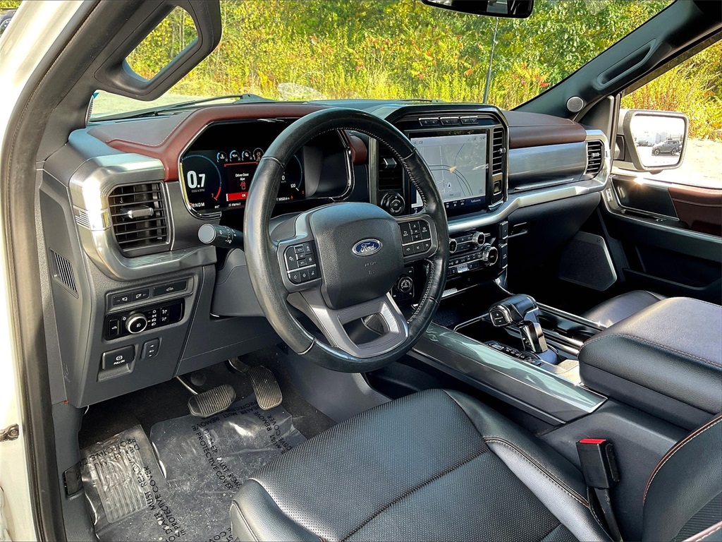 2023 Ford F-150 Lariat photo 8